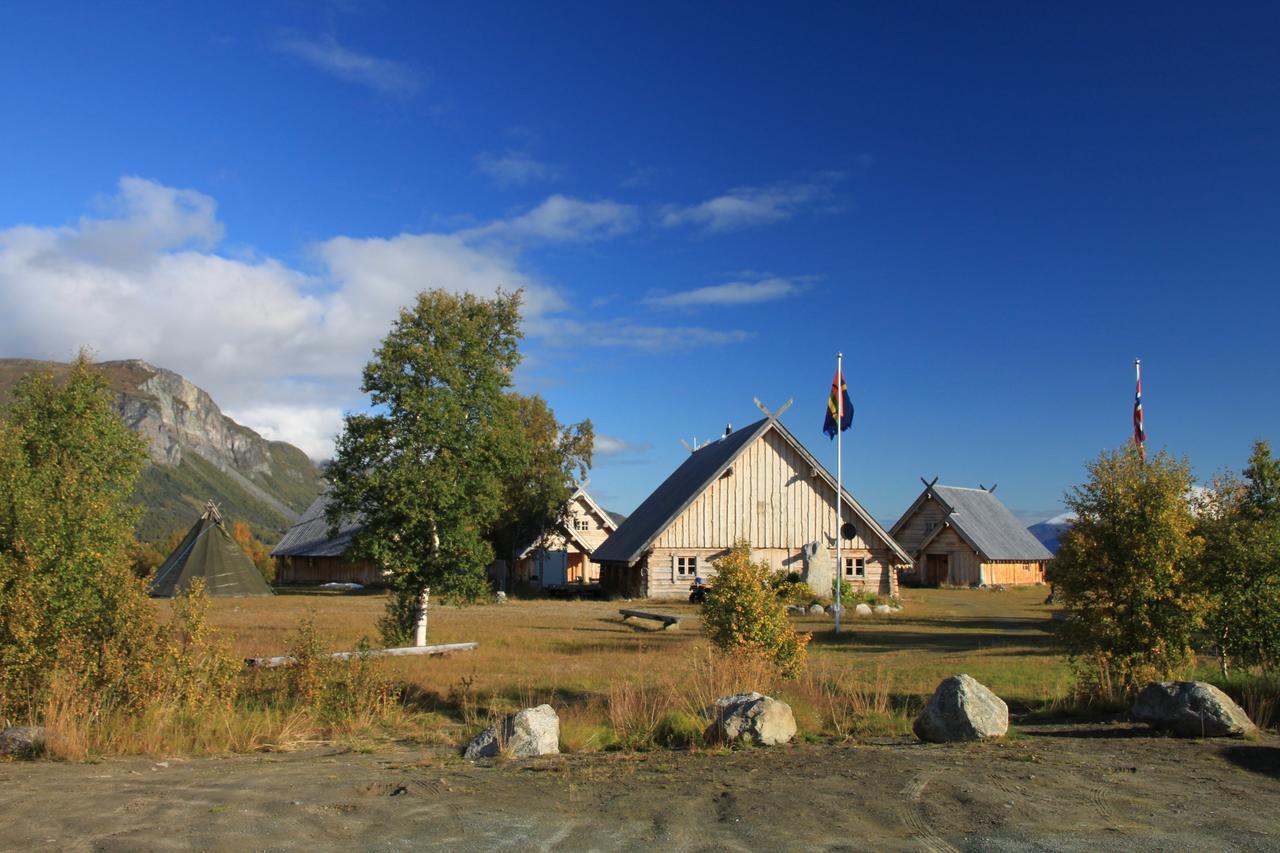 Viking Cabins - Mit Fablab - Solvik Kvalvik  Exteriör bild